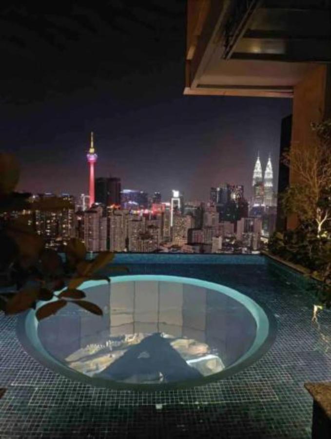 Bunga Suite At Lucentia Bbcc Kuala Lumpur Dış mekan fotoğraf